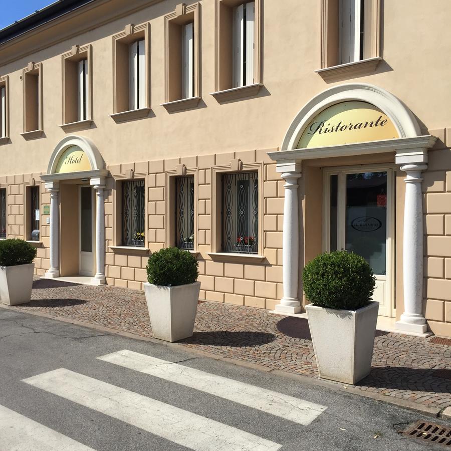Hotel Soresina Buitenkant foto